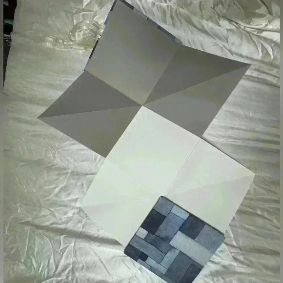 Fold Up/ Collapsing Scrap Book with Bow - Picture 4 of 7